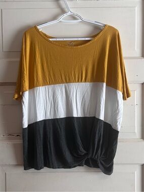 Colorblock Short Sleeve Tee by Unknown Brand - Mustard/White/Black
